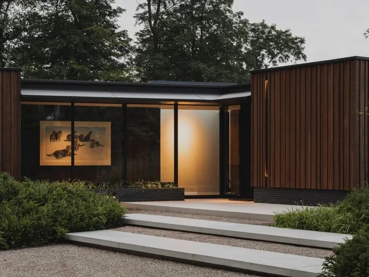 Лесной дом в Голландии. Термоясень внутри и снаружи – стильная экология.