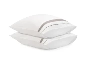 Набор из двух наволочек из сатина белого цвета с серым кантом Essential