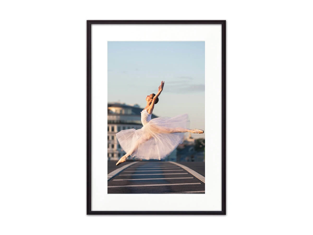 Постер Летящая балерина 882401