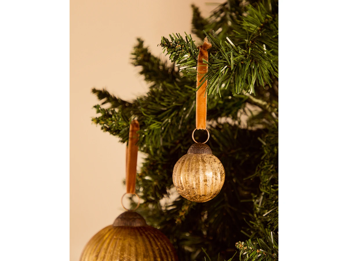 Набор из 4 елочных шаров Elur 922478