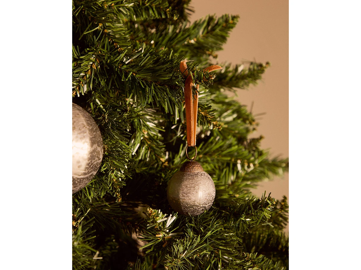 Набор из 4 рождественских шаров Blama 922497