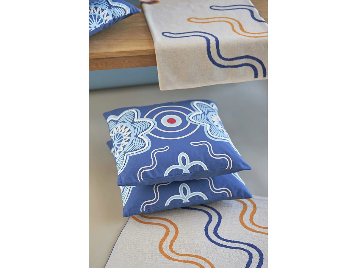 Подушка декоративная по мотивам эвенских орнаментов 924170  - фото 3