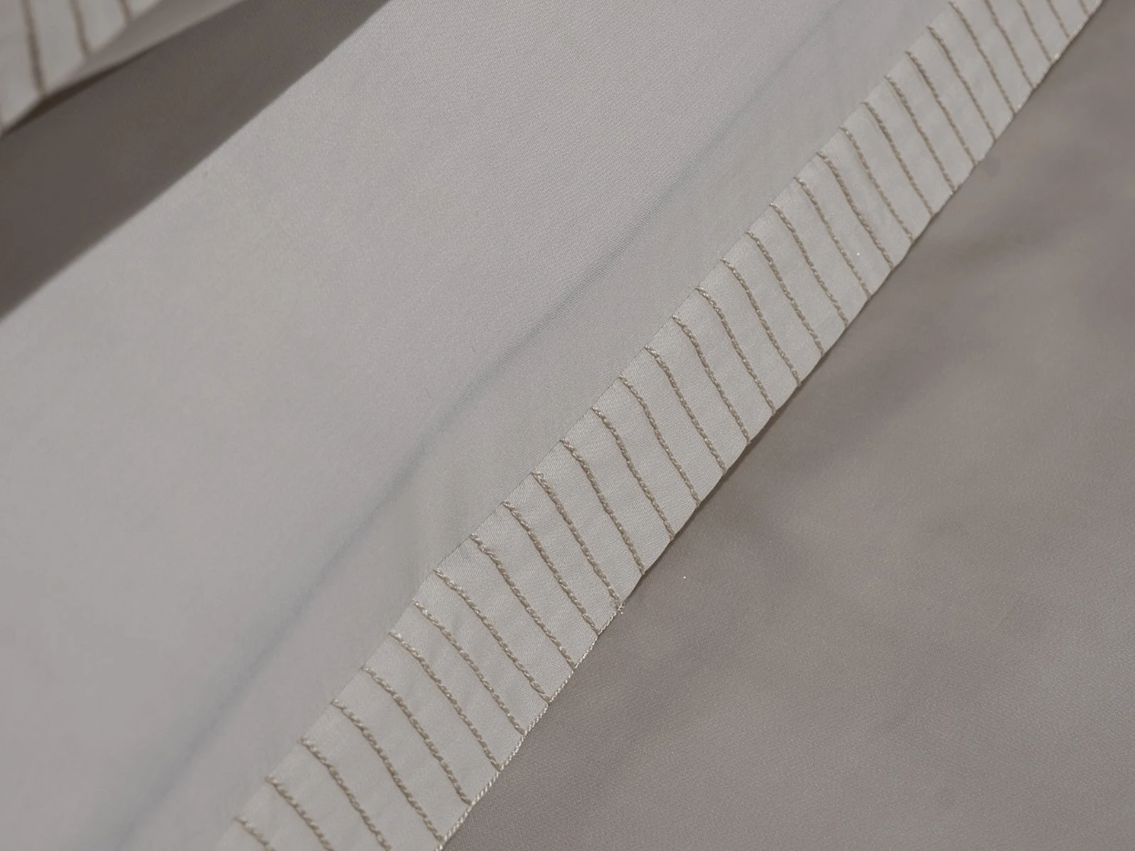 Простыня тенсель жемчужная 240*250 924198  - фото 3