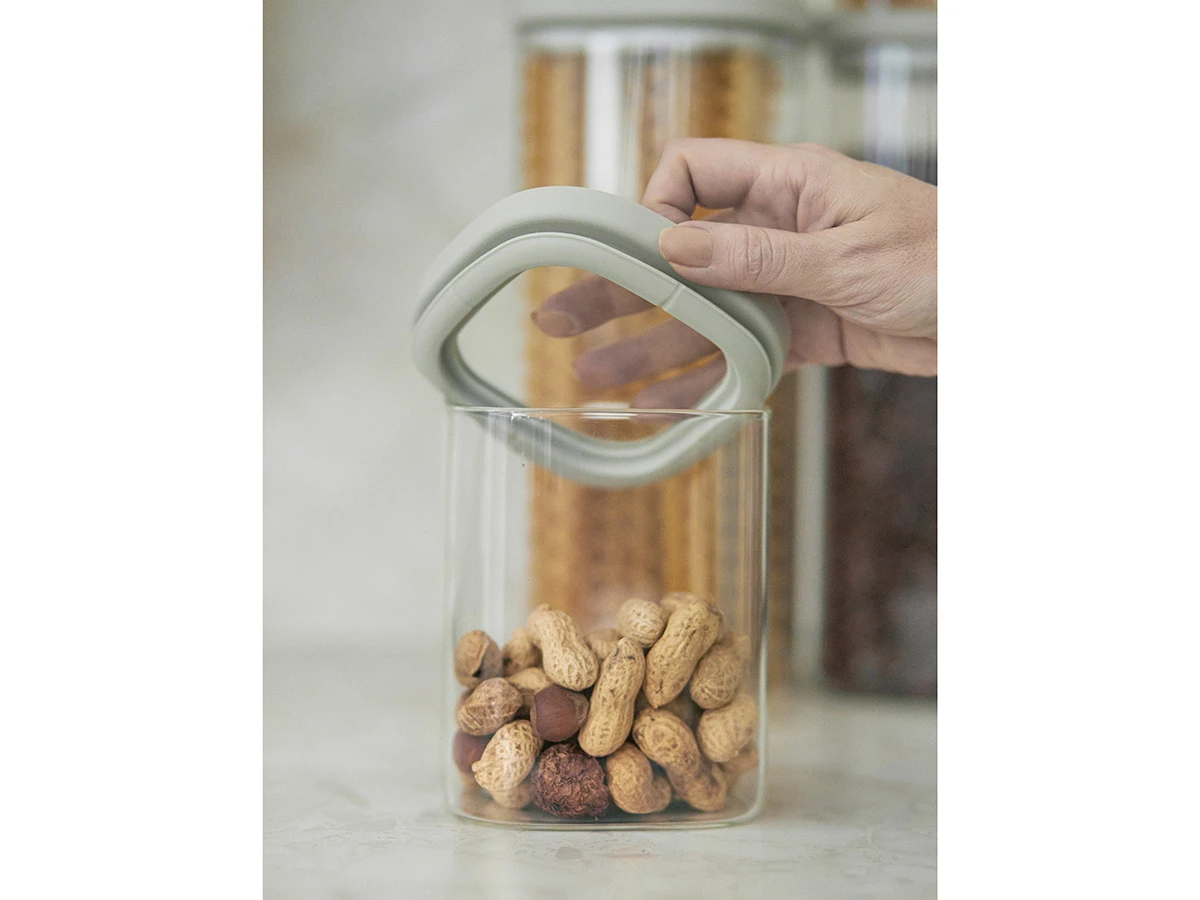 Банка для хранения стеклянная с крышкой 924881