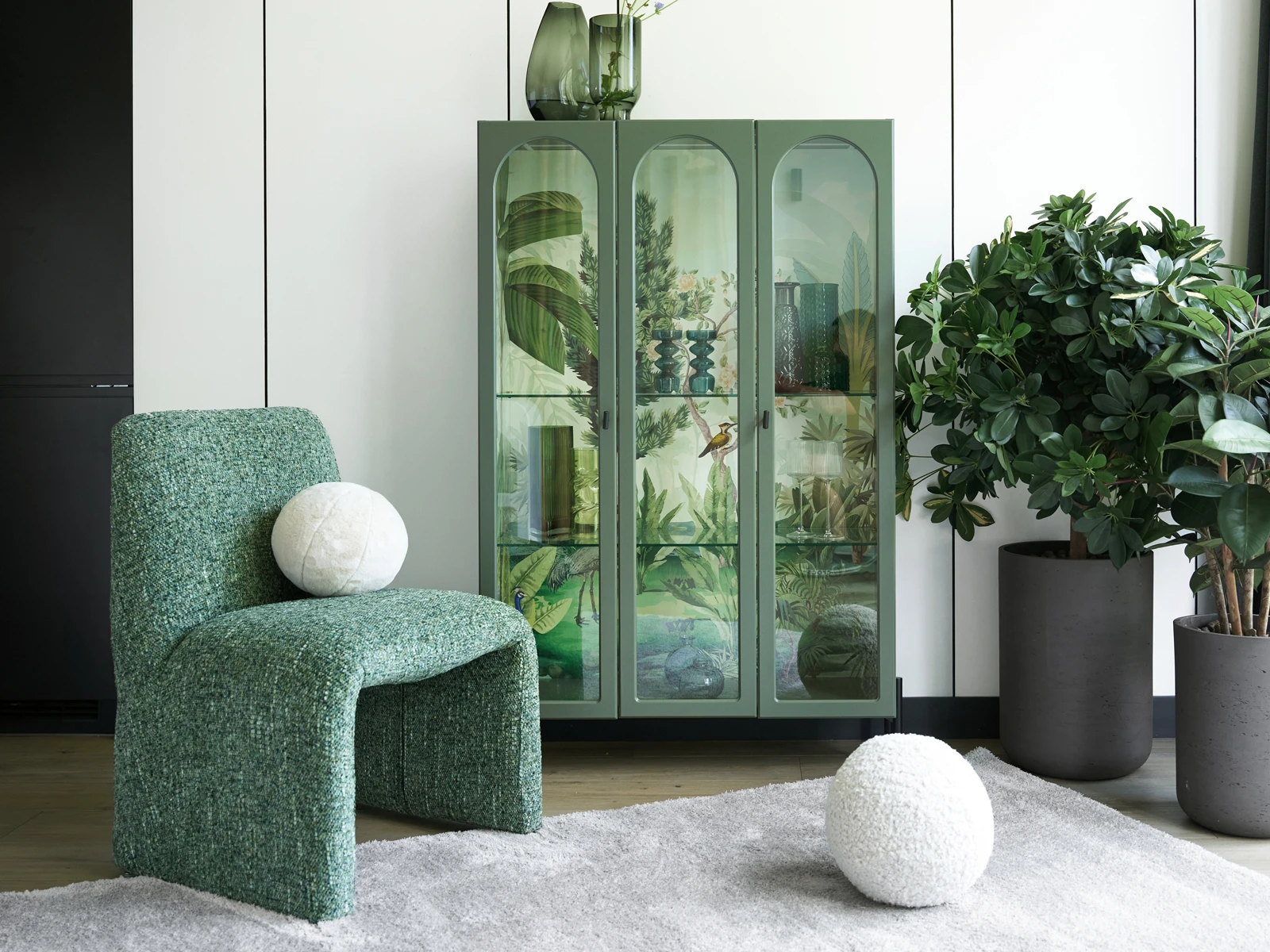 Витрина 3-х дверная Banksy 937907  - фото 10