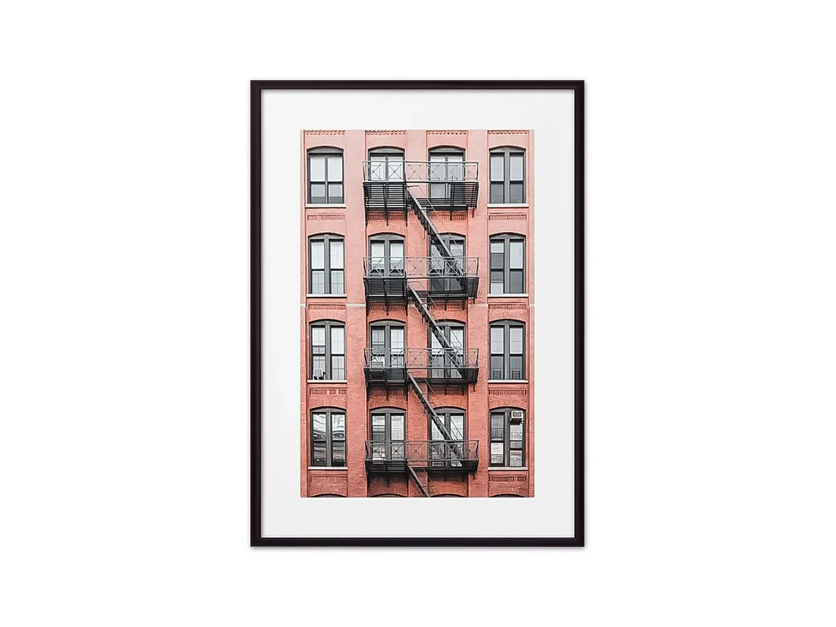 Постер в рамке Красный дом с лестницей 40х60 см 645209  - фото 3