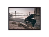 Постер в рамке Старый рояль 50х70 см