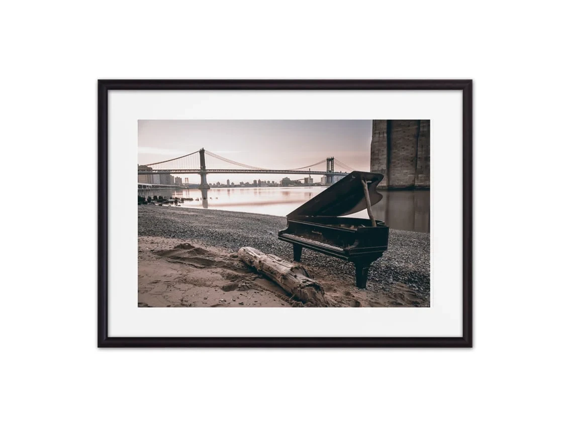 Постер в рамке Старый рояль 50х70 см 645232  - фото 3