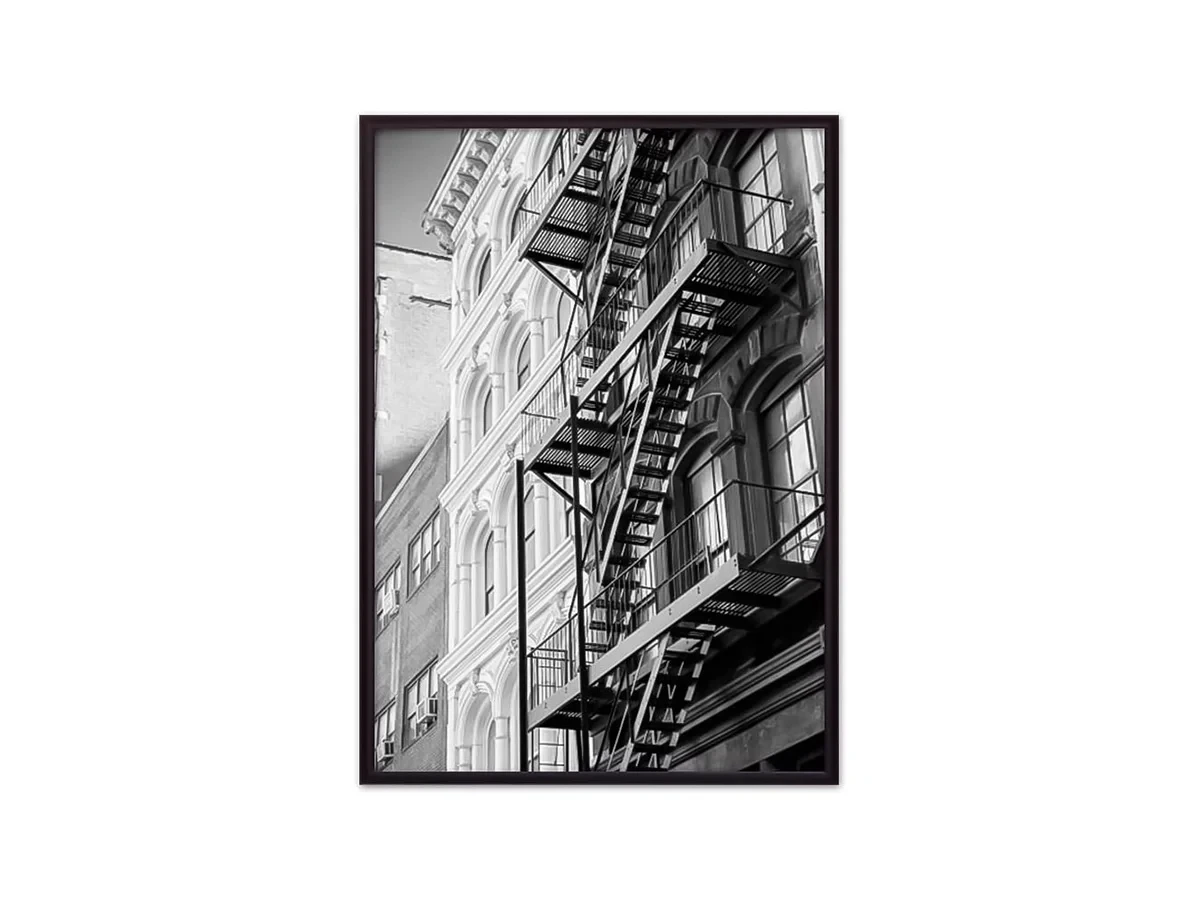 Постер в рамке Здание с лестницей 21х30 см 645274