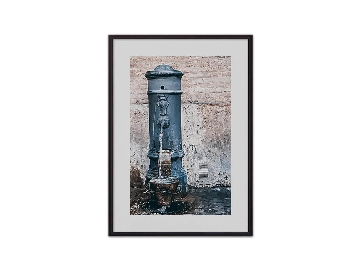 Постер в рамке Винтажная колонка 30х40 см 645567  - фото 3