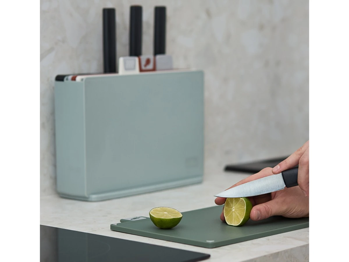 Набор из 4-х разделочных досок и 4-х ножей с держателем Cut&Store 948786