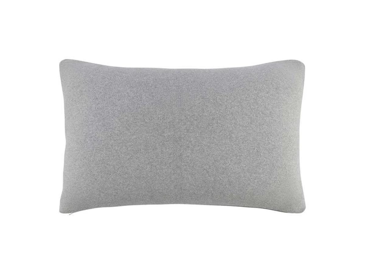 Подушка вязаная с новогодним рисунком Christmas Village 954380