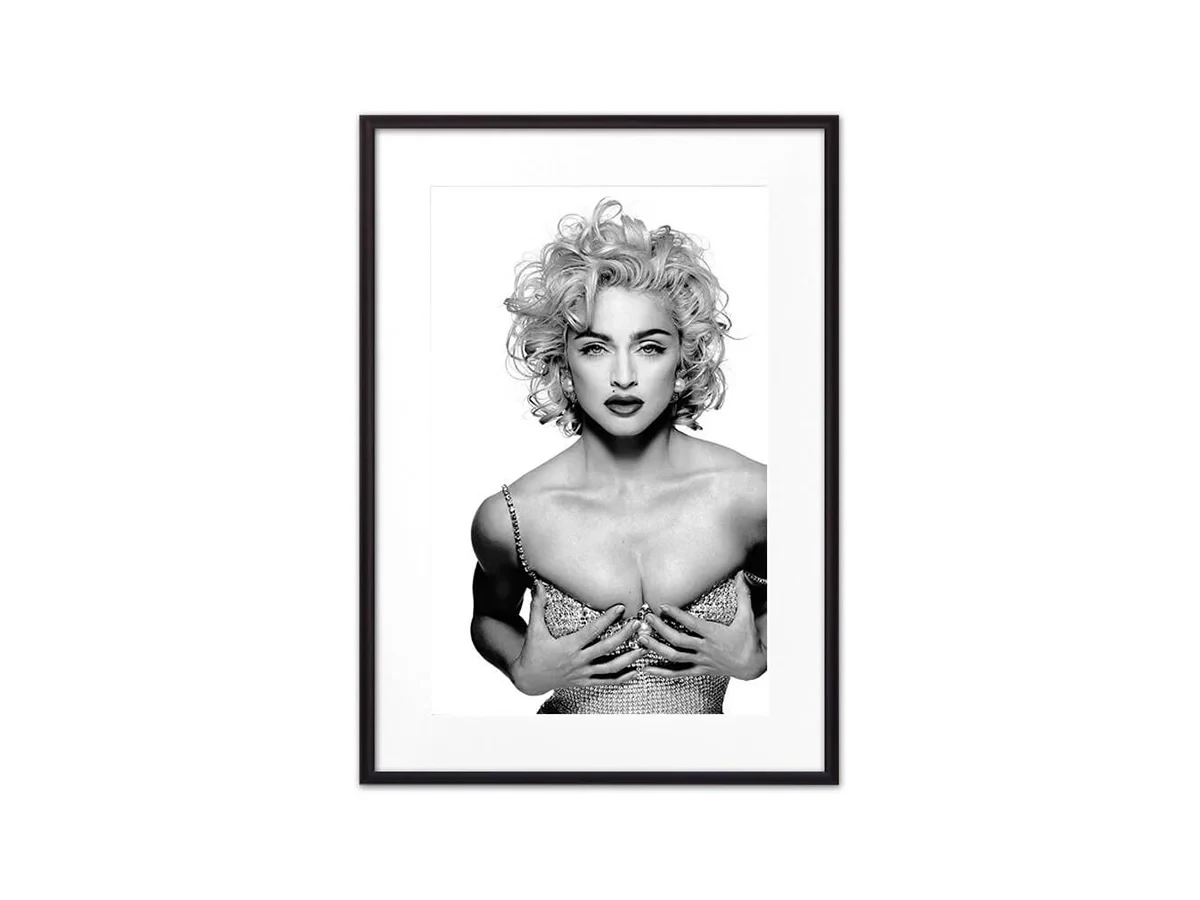 Постер в рамке Мадонна 21х30 см 648835  - фото 1