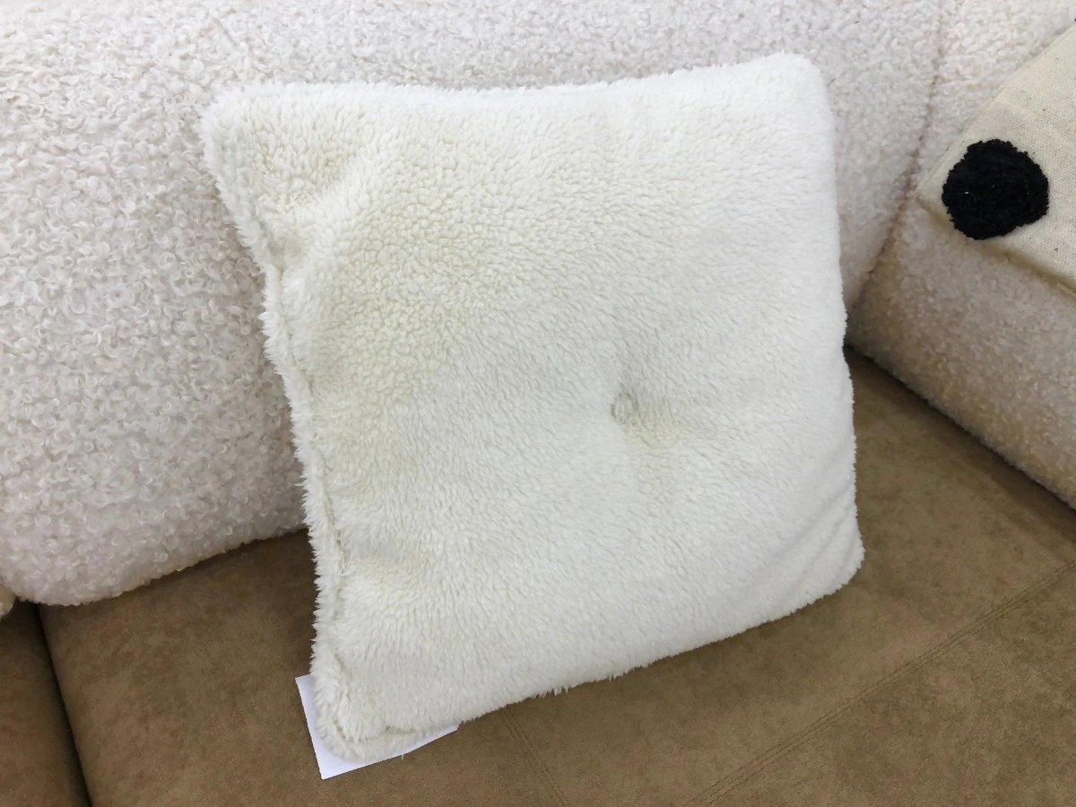 Подушка декоративная PRETTY 961338