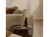 Настольная лампа Luvia с черным деревянным основанием