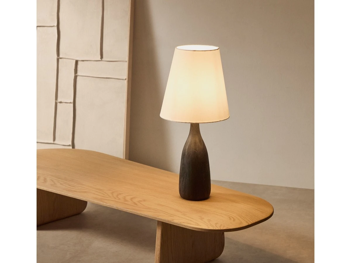 Настольная лампа Luvia с черным деревянным основанием 962223