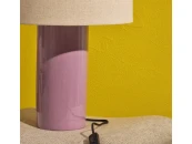 Керамическая настольная лампа Toneric с сиреневой отделкой и хлопковым абажуром