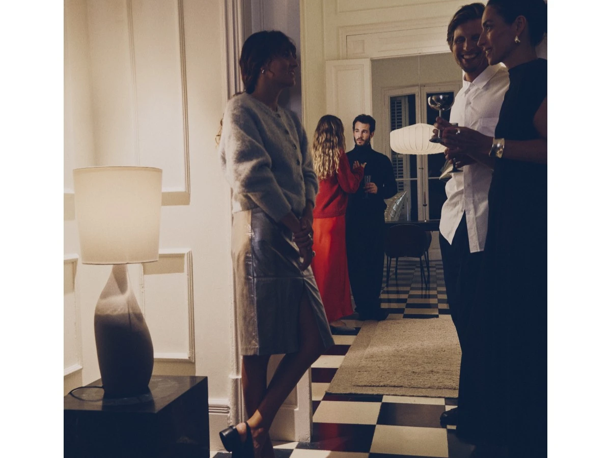 Высокая настольная лампа Viona 962326  - фото 4