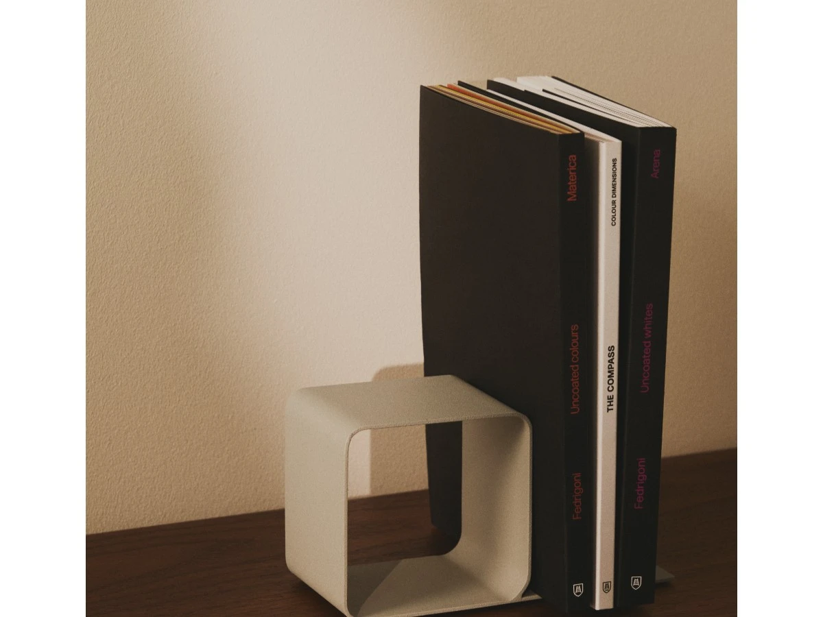 Держатель для книг Mistra бежевого 962347  - фото 3