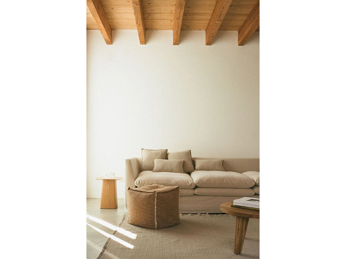 Бескаркасный пуфик 967676