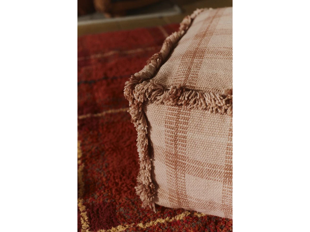 Бескаркасный пуфик 967679