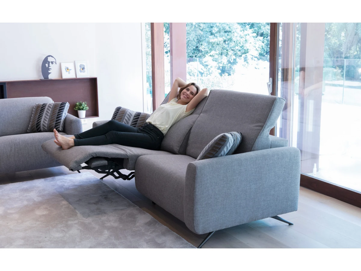 Диван с реклайнером Baltia 3-х местный DD+N+NR 989520