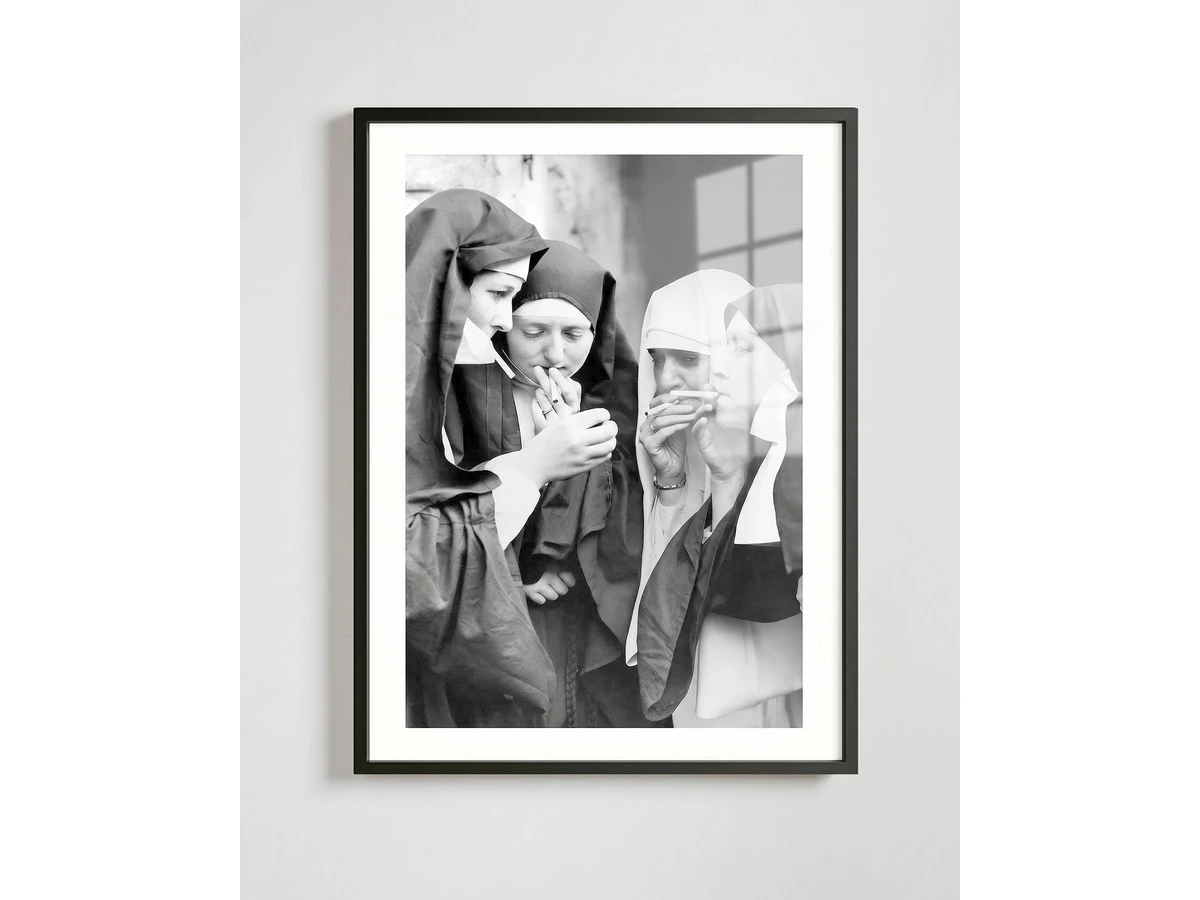 Постер Nuns smoking 995882