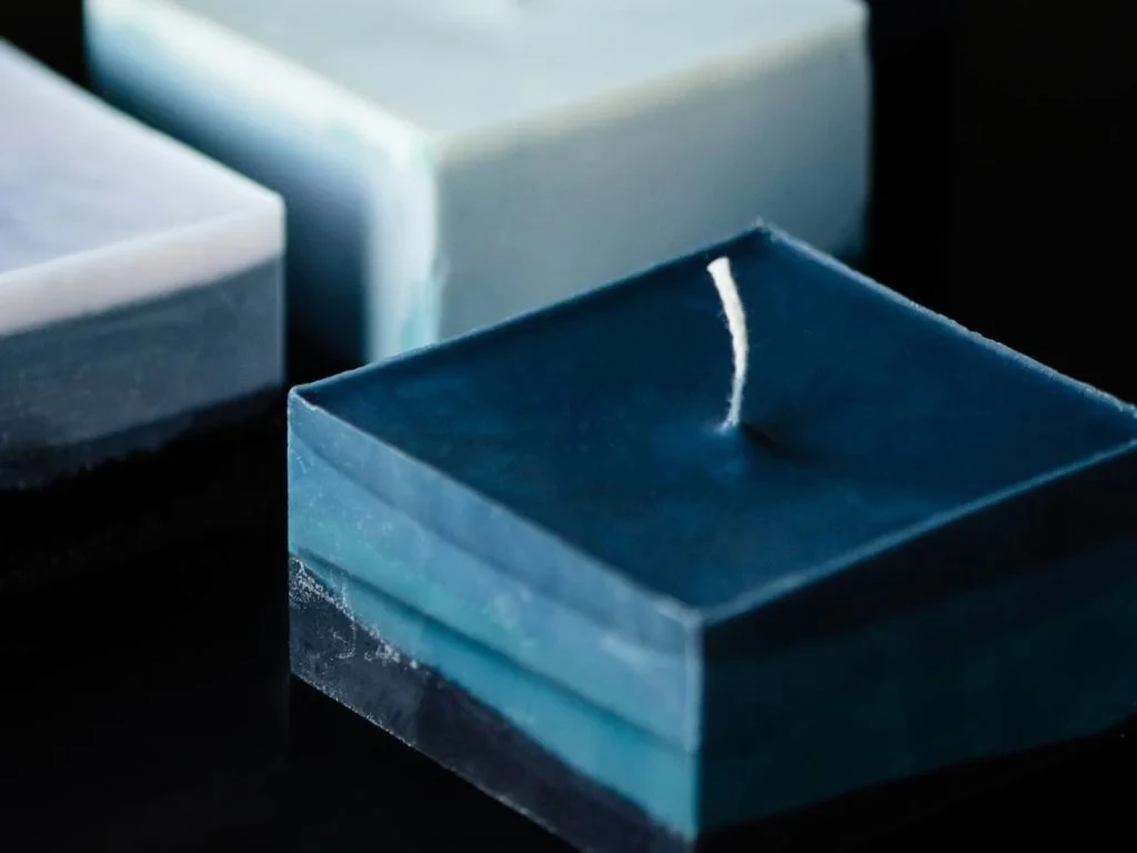 Свеча квадратная ароматическая 708756