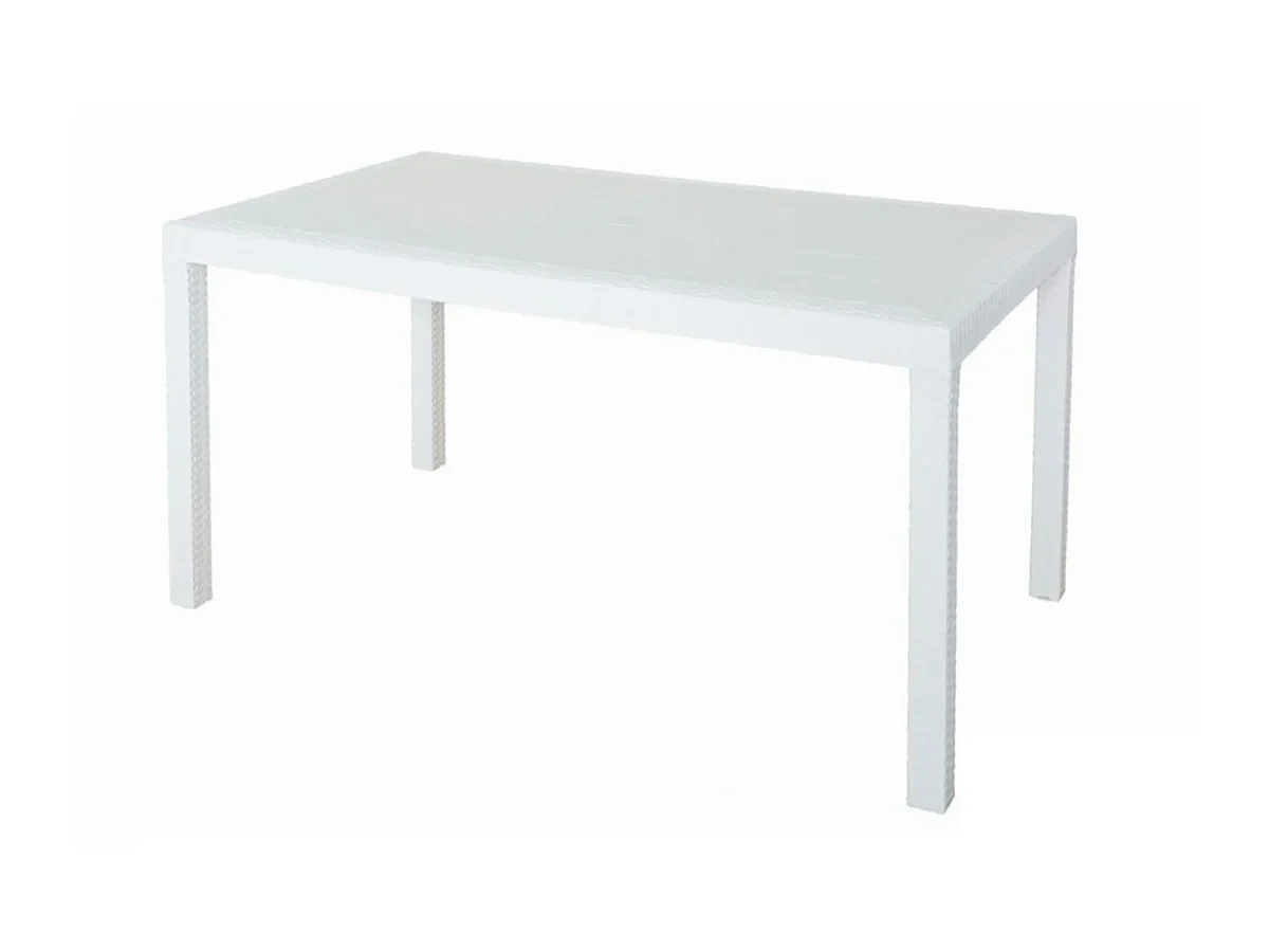 белый стол из пластика