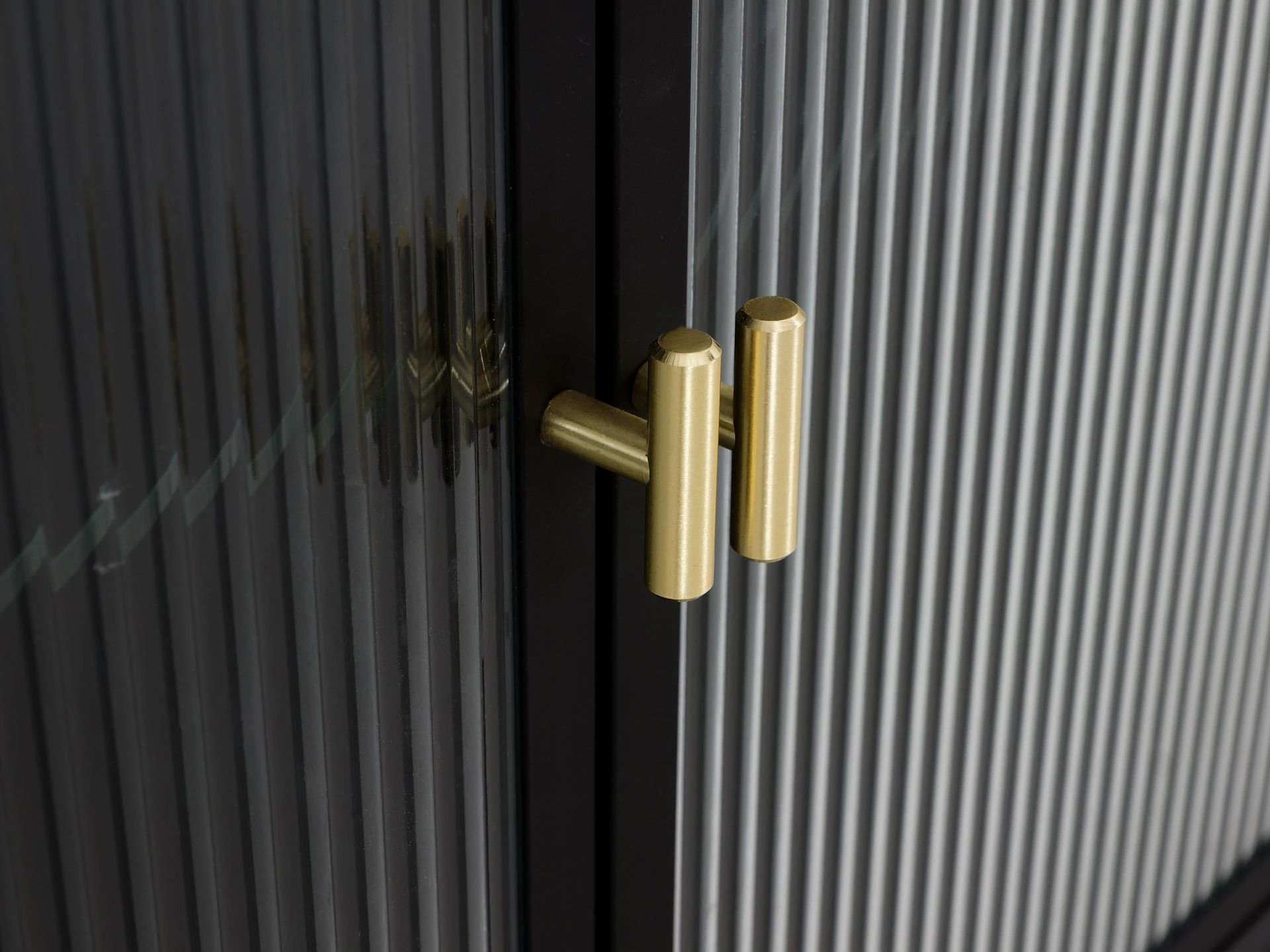 Сервант 4-х дверный The One 774636  - фото 5